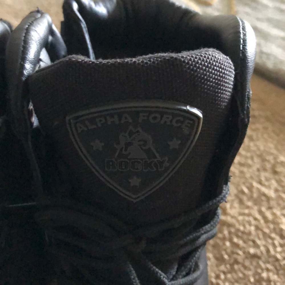 Boots - Picture 2 of 3